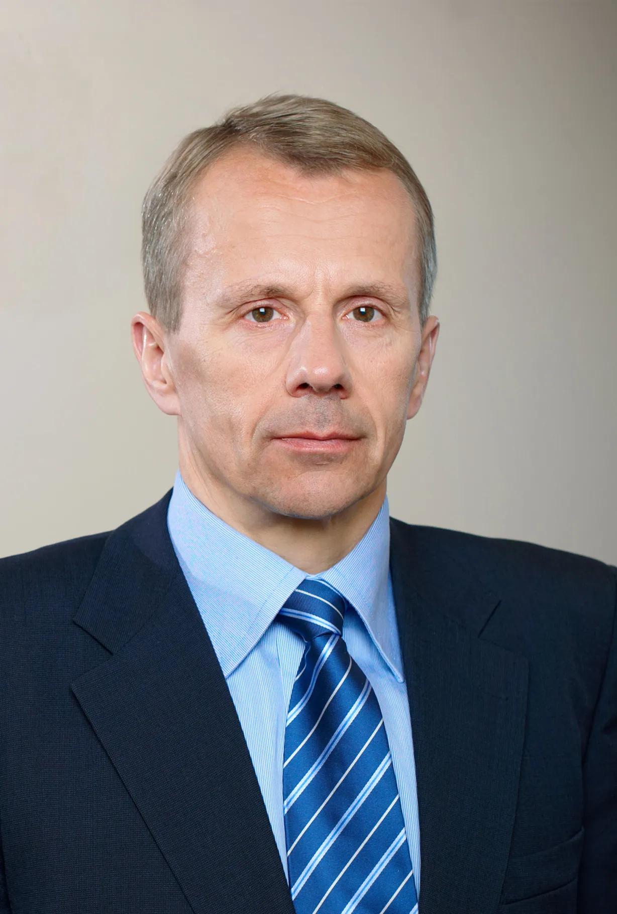 Portret van de Estse minister van Financiën Jürgen Ligi